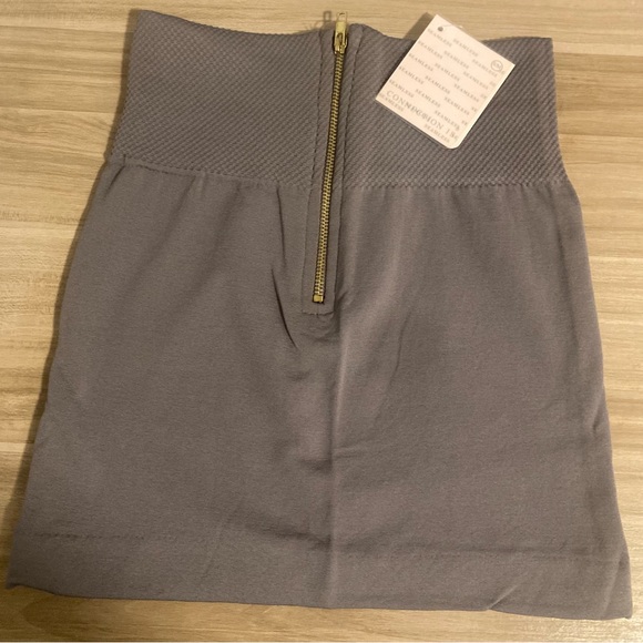 Lot of 3 S/M mini Connection 18 Skirt Sexy Fits Size 2-8 Spandex Zipper Body-con - Picture 5 of 11